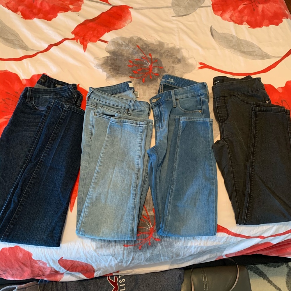 Bundle of jeans excellent condition..size27-29